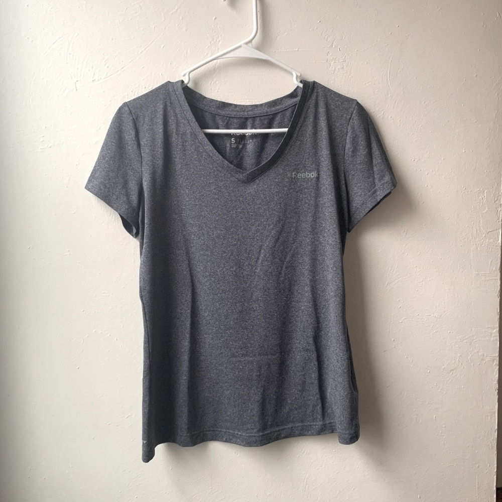 EUC Reebok PlayDry Athletic T-Shirt